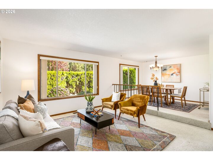 Property Photo: 10515 SE Malden St OR 97266