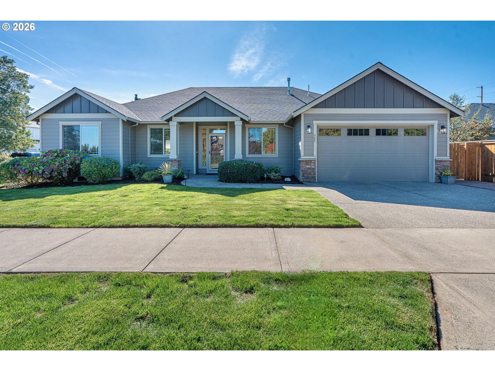 Property Photo:  387 NE 22nd Ave  OR 97013 