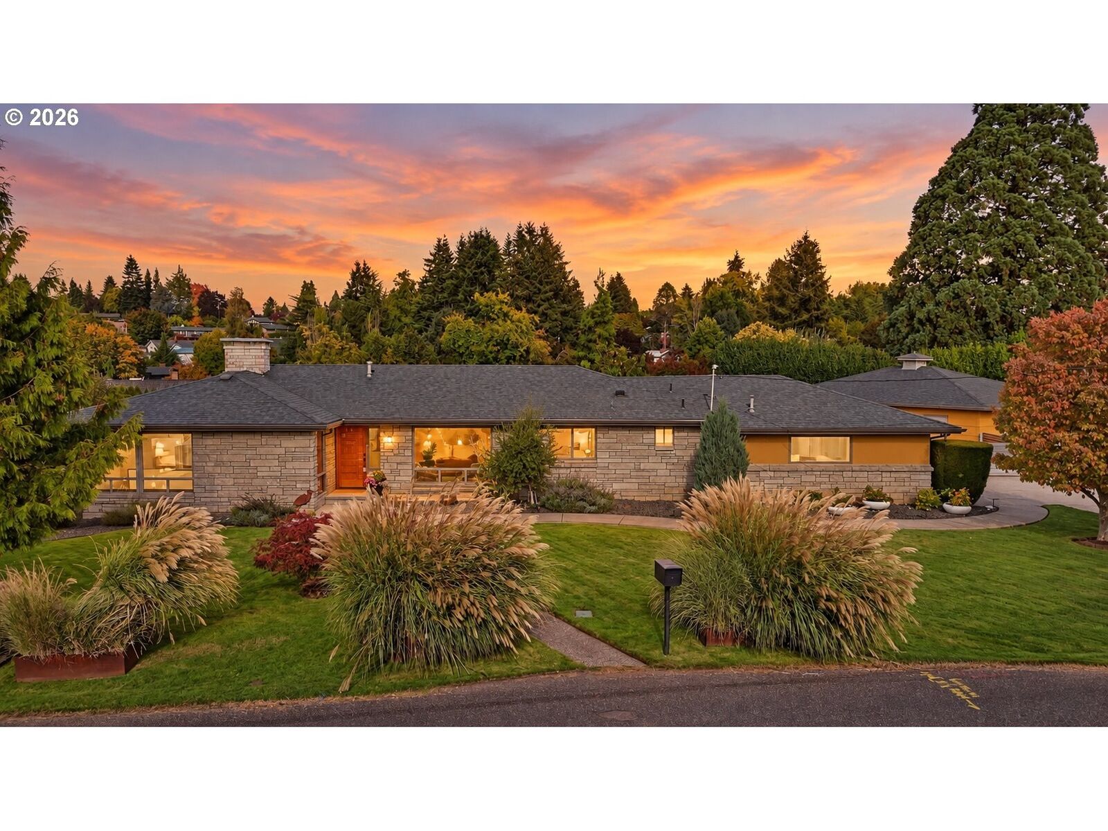 Property Photo: 804 NW Sluman Rd WA 98665
