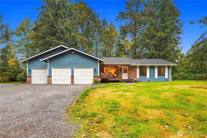 Property Photo: 25434 SE 219th Street WA 98038