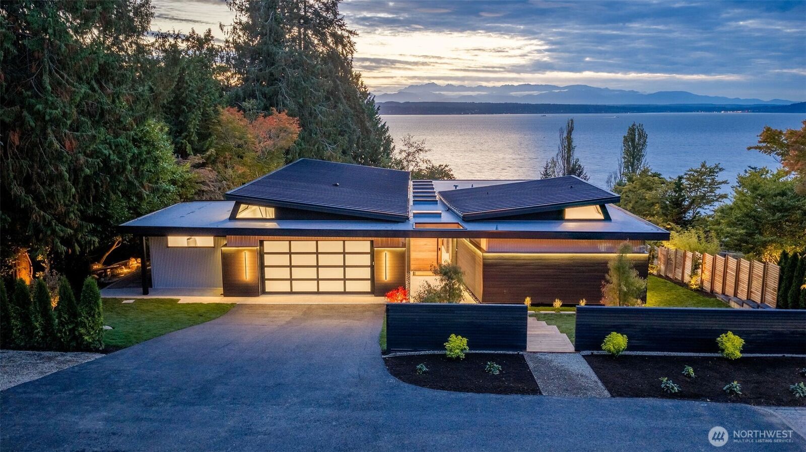 Property Photo:  17717  15 Avenue NW  WA 98177 