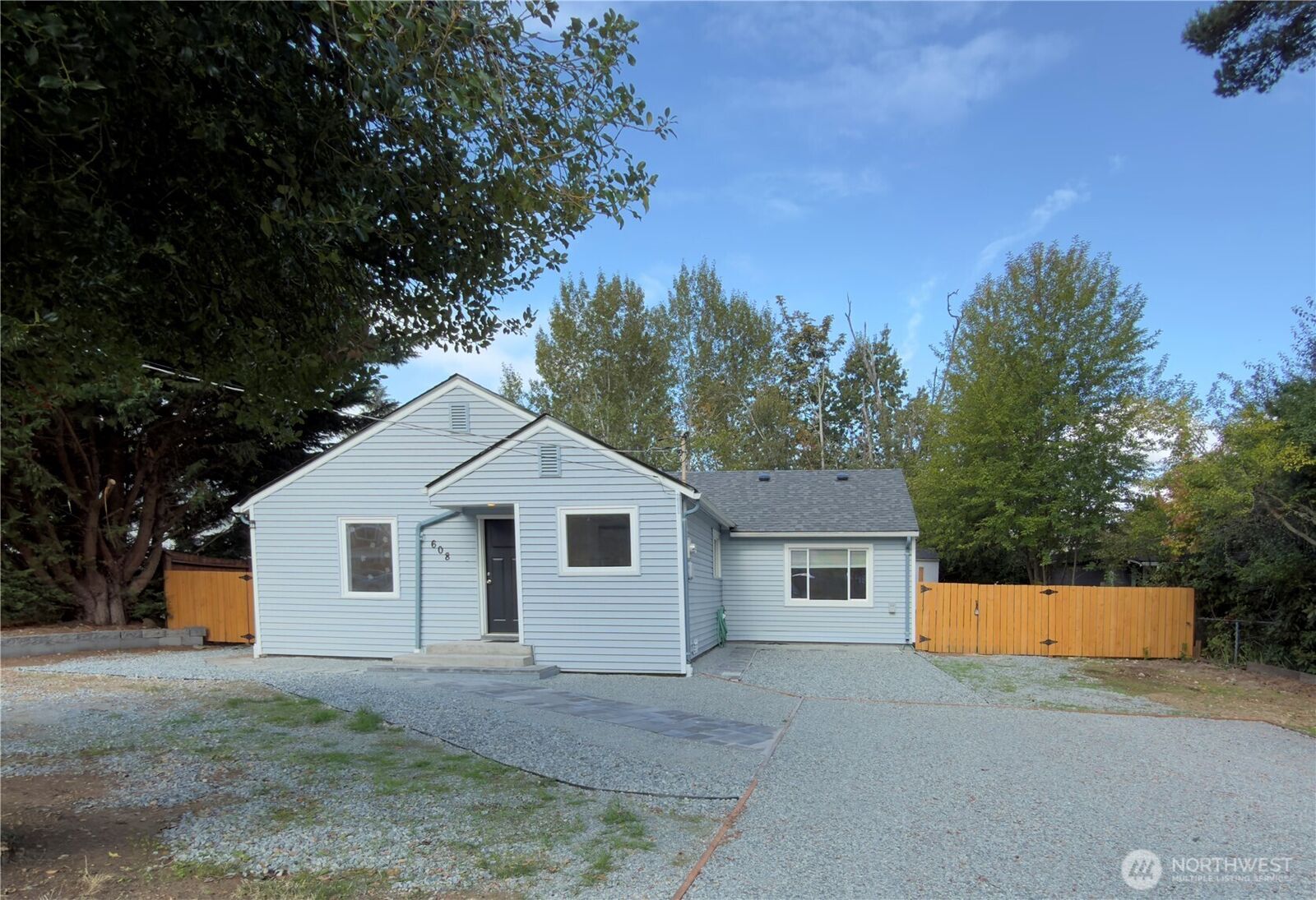 Property Photo: 608 SW 142nd Street WA 98166