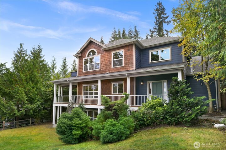 Property Photo: 4618 Lakeway Drive WA 98229