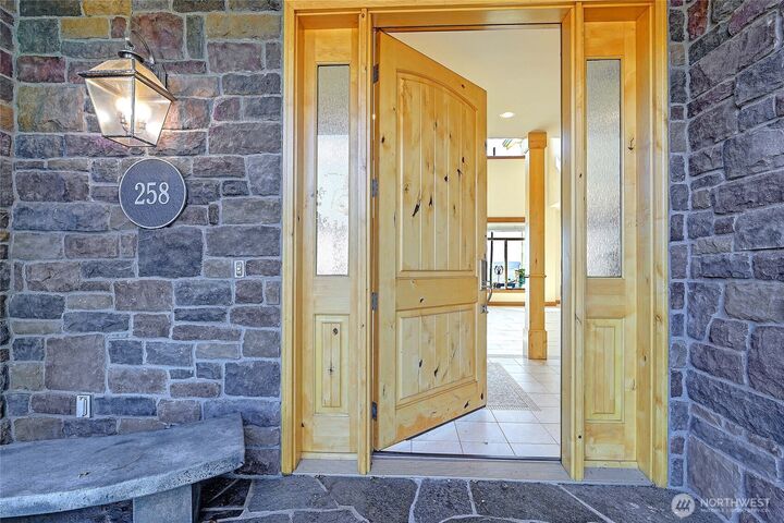 Property Photo:  258  Gough Road  WA 98282 