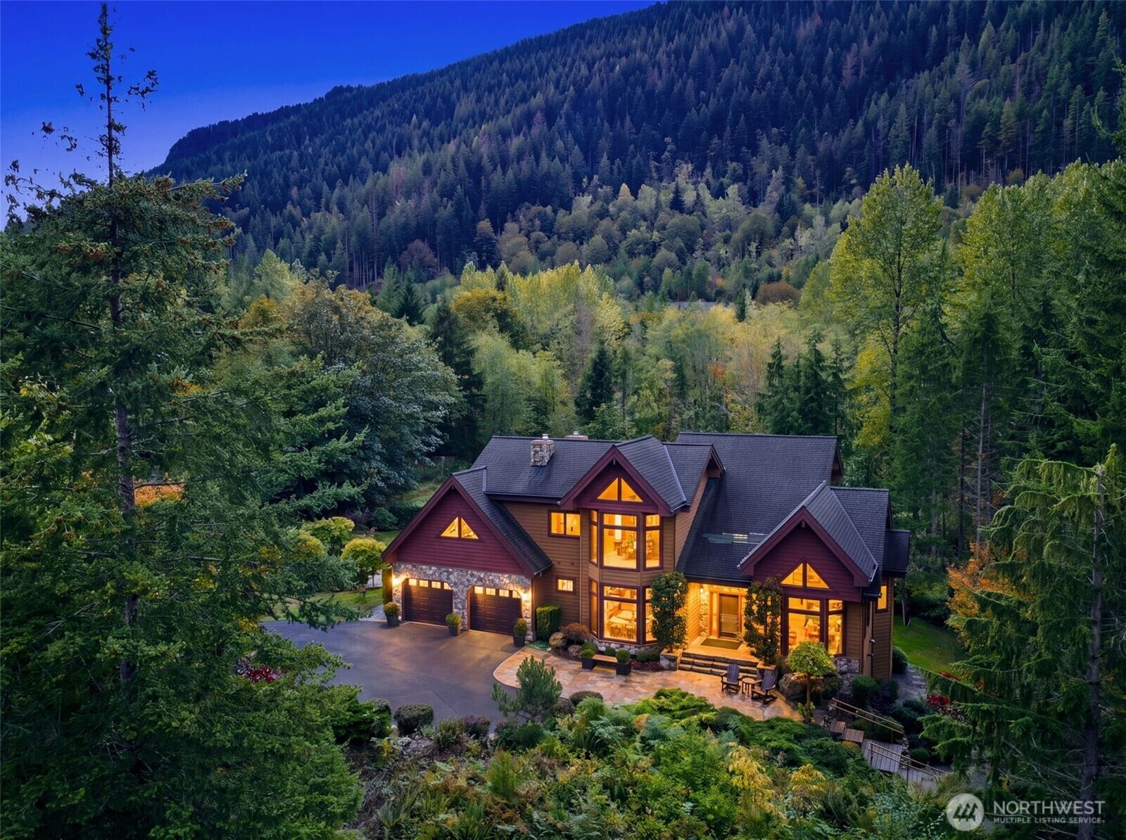 Property Photo: 16307 Reserve Drive SE WA 98045