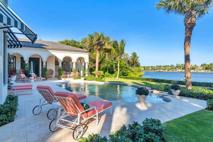 Property Photo:  1520 Paslay Place  FL 33462 