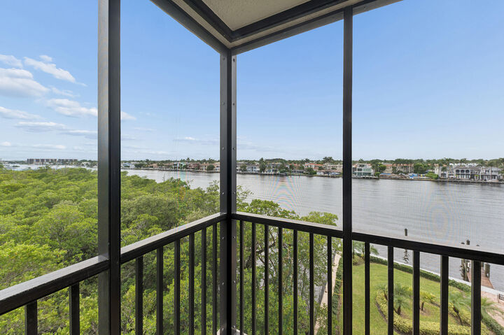 Property Photo:  3420 S Ocean Boulevard 5Z  FL 33487 