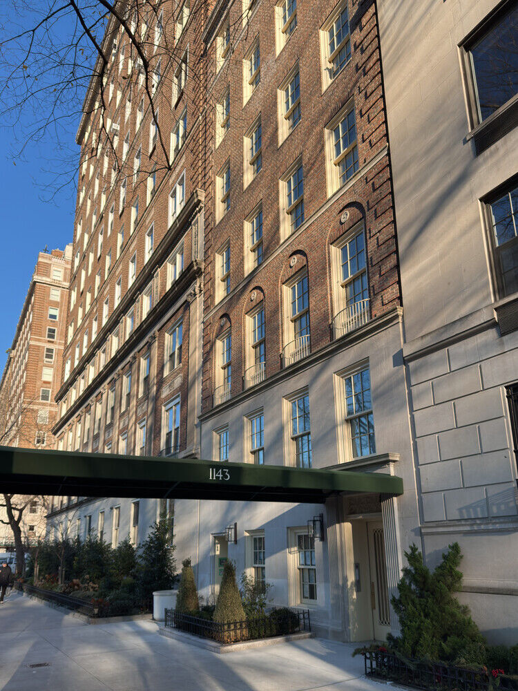 Property Photo:  1143 5th Avenue  NY 10128 