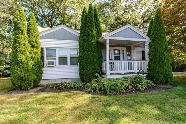 Property Photo:  45 Glendale Drive  RI 02893 
