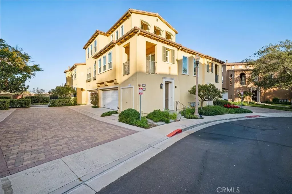 Property Photo:  27006 Pebble Beach Drive  CA 91381 