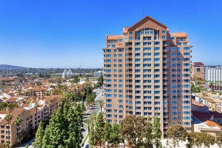 Property Photo:  3890 Nobel Drive 2102  CA 92122 