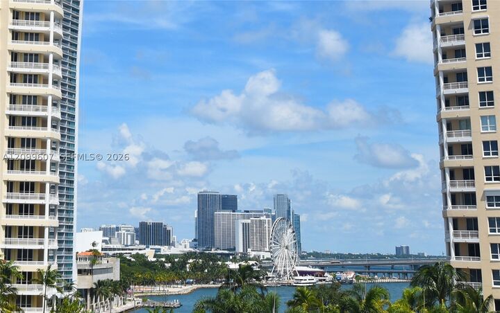 Property Photo:  540 Brickell Key Dr 902  FL 33131 