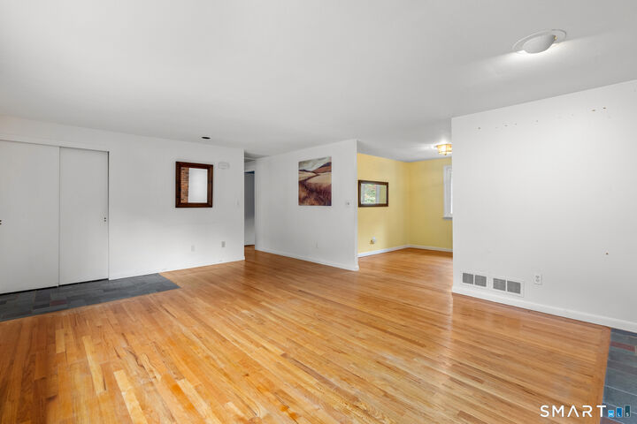Property Photo:  83 Richmond Lane  CT 06117 