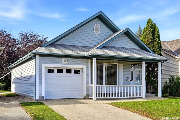 Property Photo: 1024 Snowberry Way N SK S4X 4N8
