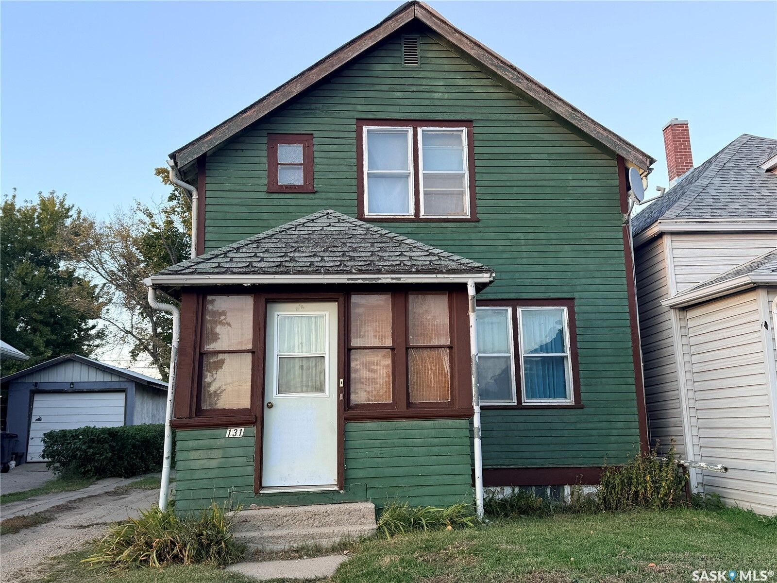 Property Photo:  131 2nd Avenue W  SK S0K 0M0 