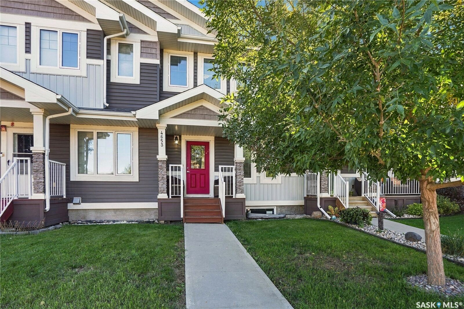 Property Photo:  4653 Primrose Green Drive E  SK S4V 3K8 