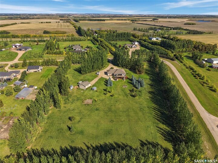 Property Photo:  20 Werschner Drive  SK S7K 3J8 