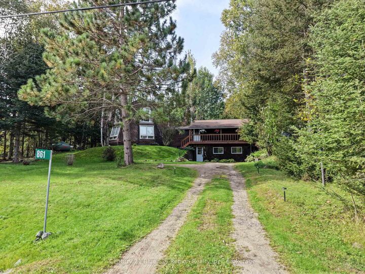 Property Photo: 861 Pinecreek Road S ON P0H 1H0