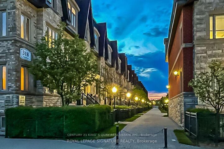 Photo de la propriété:  318 John Street 241  ON L3T 0B1 
