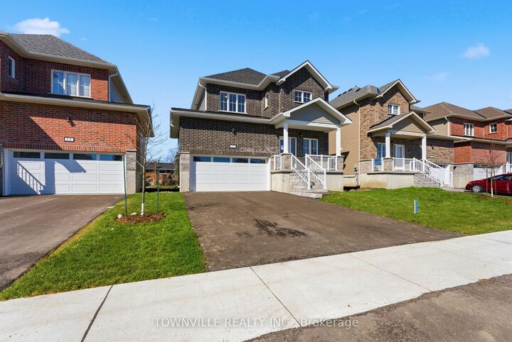 Property Photo:  15 Bradden Crescent  ON K8N 0T8 