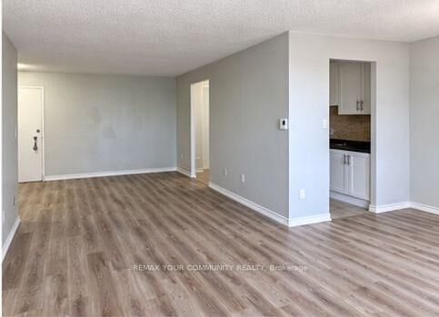Property Photo:  199 Hillcroft Street 131  ON L1G 2L7 