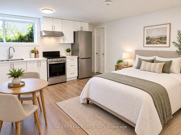 Property Photo:  917 Hamilton Road 22  ON N5Z 1W3 