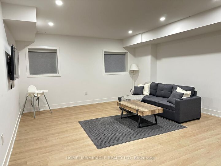 Property Photo:  1351 Northmount Avenue Basement  ON L5E 1Y4 
