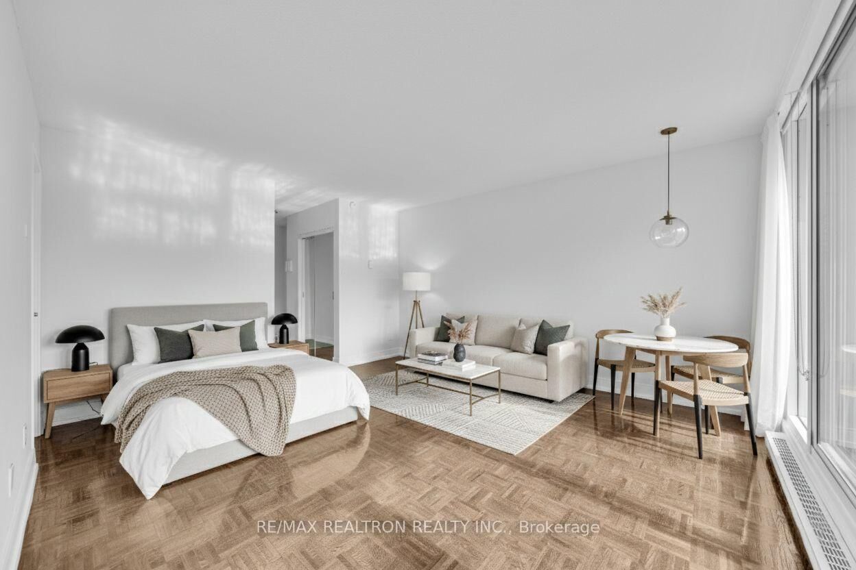 Property Photo:  33 Isabella Street 515  ON M4Y 2P7 