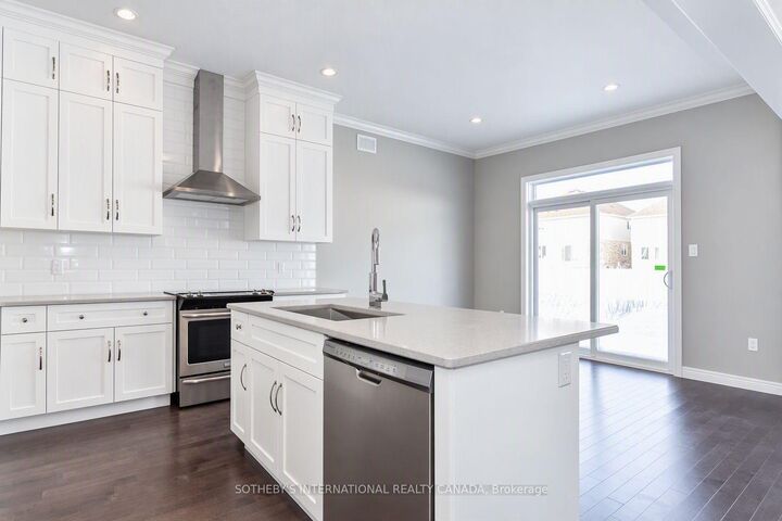 Property Photo:  529 Anton Crescent  ON N2R 1P6 
