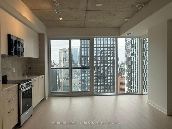 Property Photo:  65 Mutual Street 3005  ON M5B 0E5 