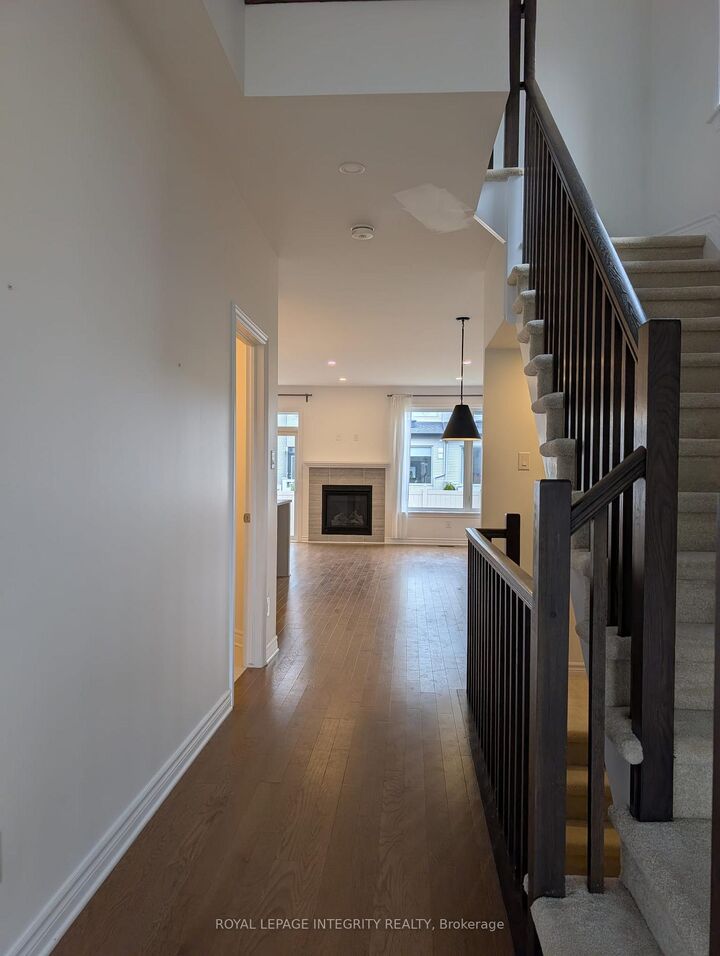 Property Photo: 15 Brixton Way ON K2S 2N9
