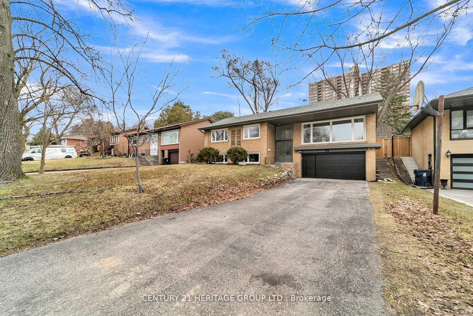 Property Photo:  31 Larabee Crescent Bsmt  ON M3A 3E6 