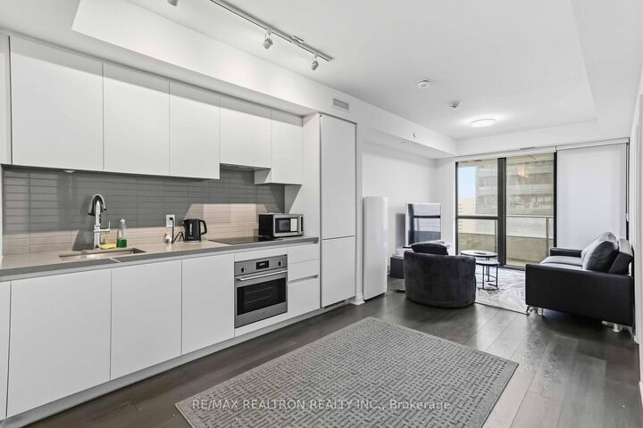 Property Photo:  4015 The Exchange N/A 1201  ON L5B 0N9 
