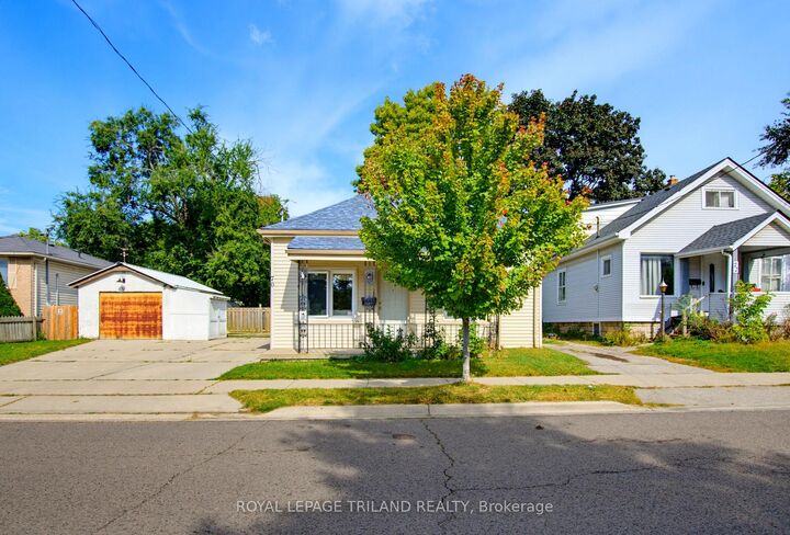 Property Photo: 70 Homan Street ON N5Z 1A8