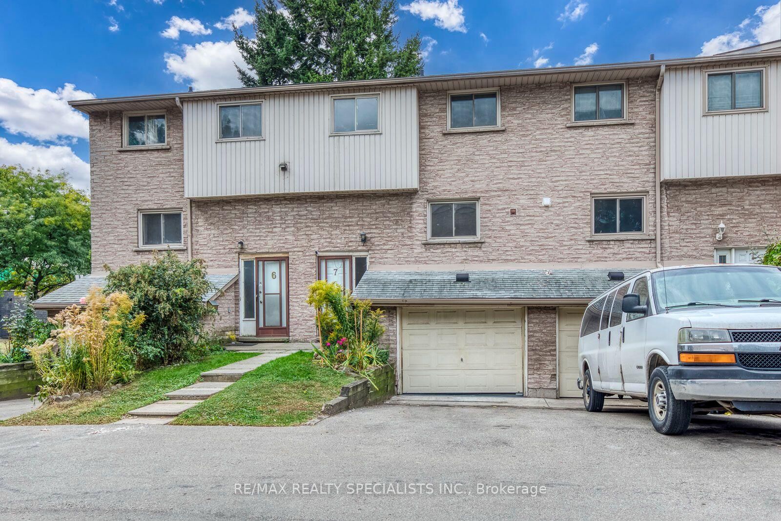 Property Photo:  325 Mary Street 7  ON L8L 8A2 