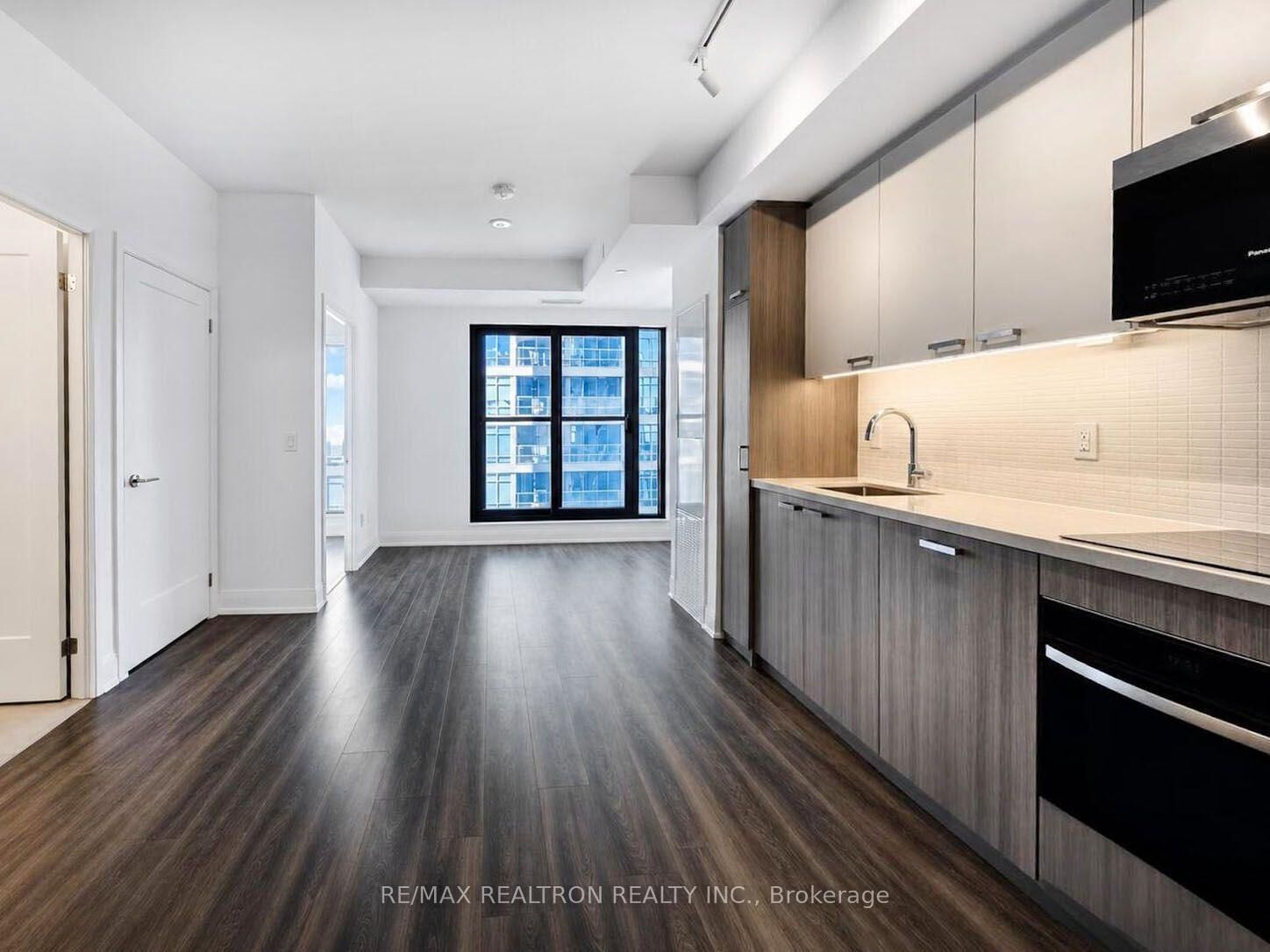 Property Photo: 20 Soudan Avenue 1109 ON M4S 0E2