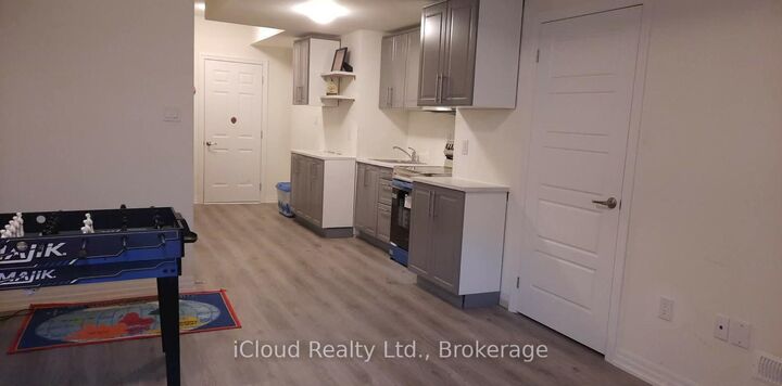 Property Photo:  141 Marvin Avenue 1  ON L6H 0Y6 