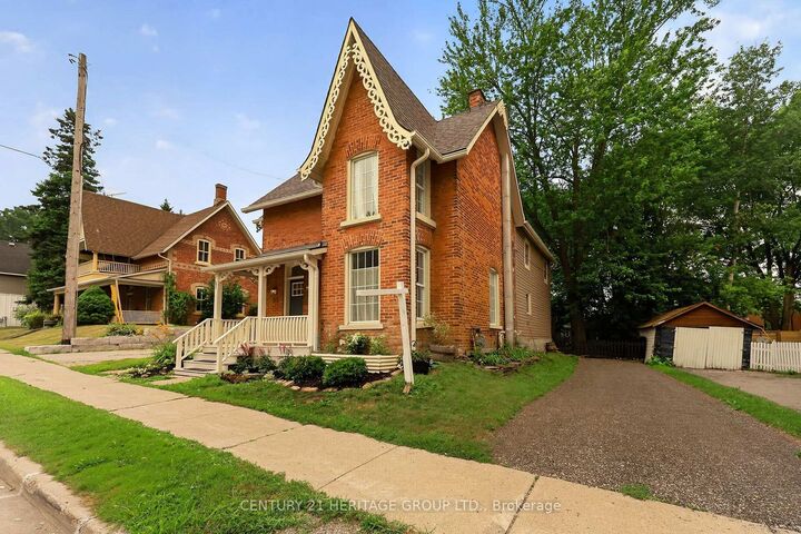 Property Photo:  62 Queen Street N  ON L0G 1W0 