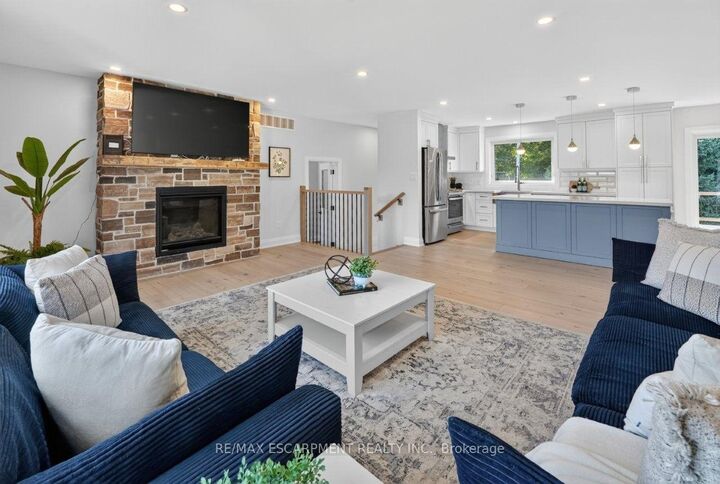 Property Photo:  22 George Street  ON L3M 3Y6 