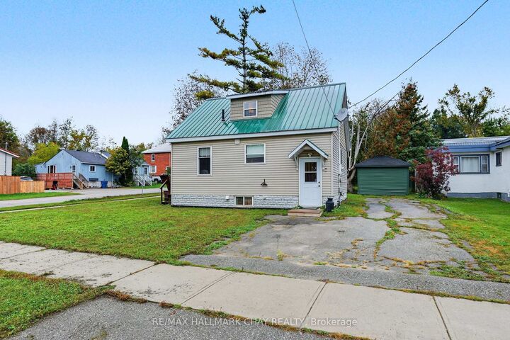 Property Photo:  70 Douglas Street  ON L3V 5Y6 