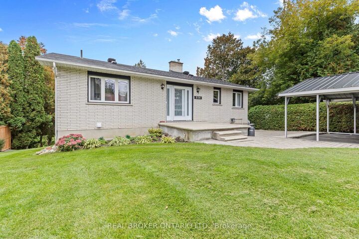 Photo de la propriété:  316 Clothier Street W  ON K0G 1J0 