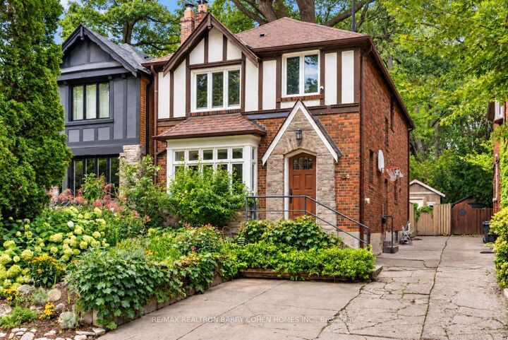 Property Photo: 6 Nina Street ON M5R 1Z3