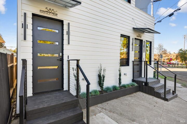 Property Photo: 585 Riverside Drive CA 94559