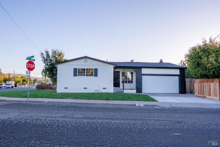 Property Photo:  165 Thomas Way  CA 94565 