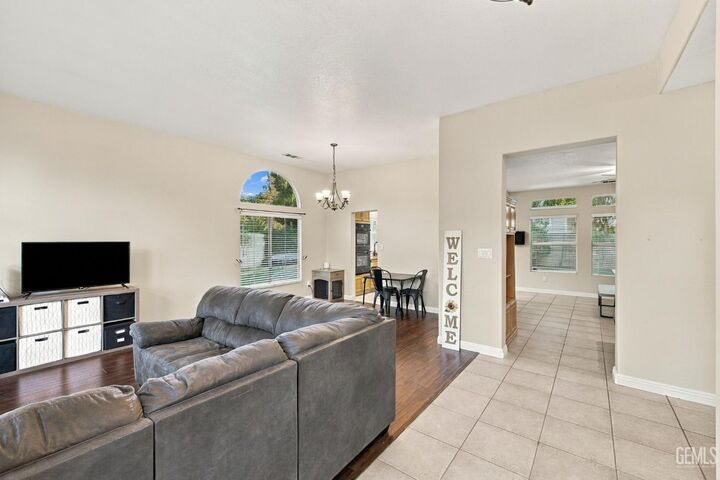 Property Photo:  6705 Tiber River Lane  CA 93308 