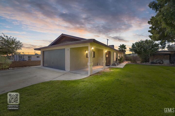 Property Photo: 219 W Church Avenue CA 93555