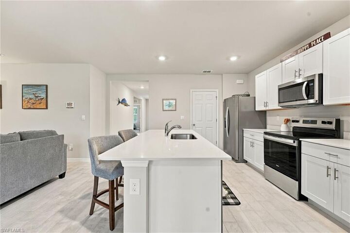 Property Photo: 3623 Rollingwater Way FL 33917
