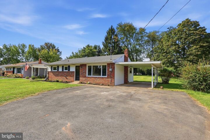 Property Photo: 17 Hogestown Road PA 17050