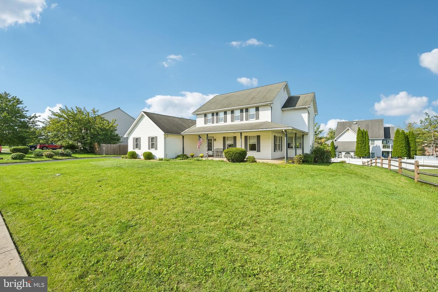 Property Photo:  