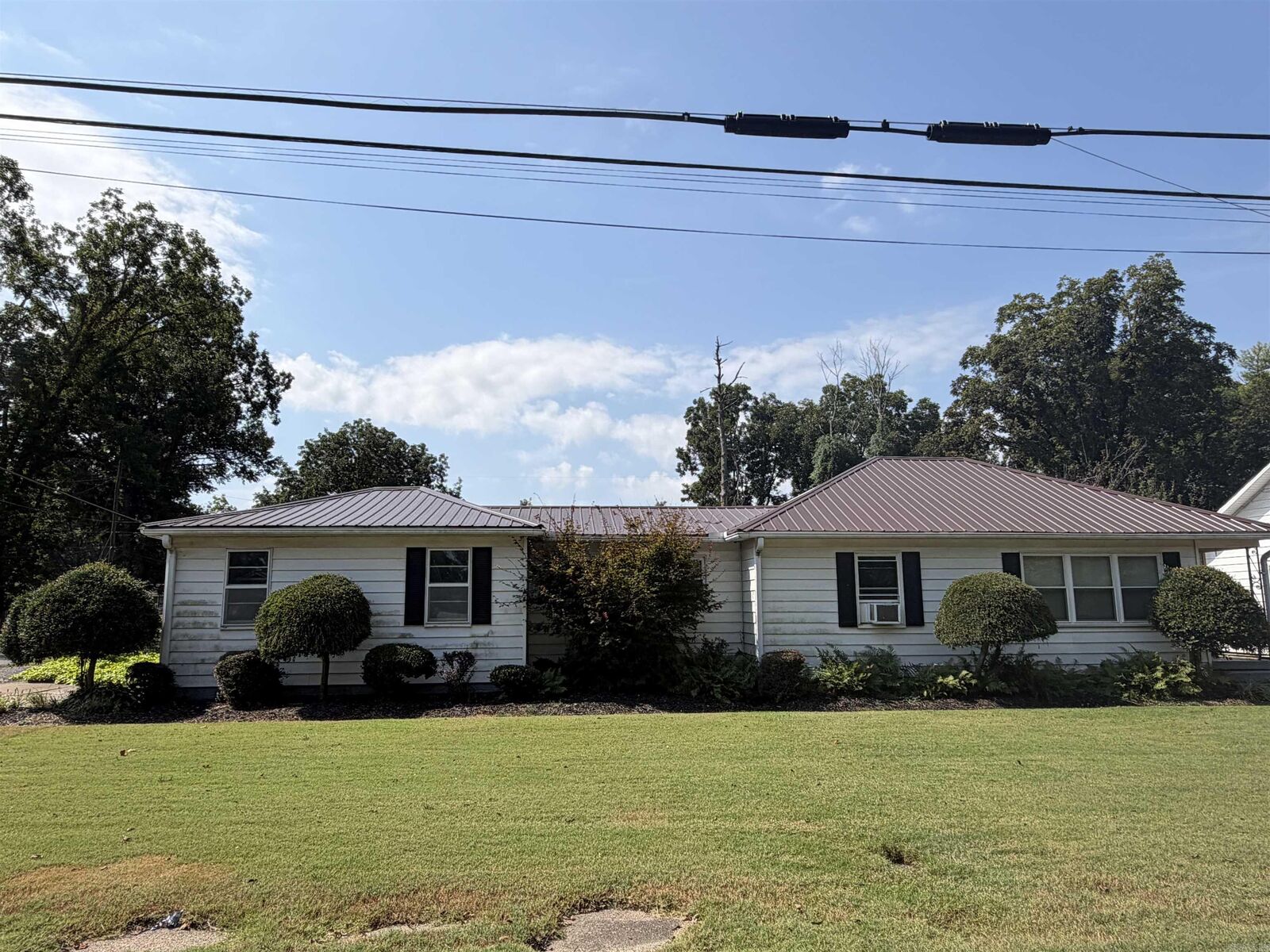 Property Photo: 403 E Main AR 72366